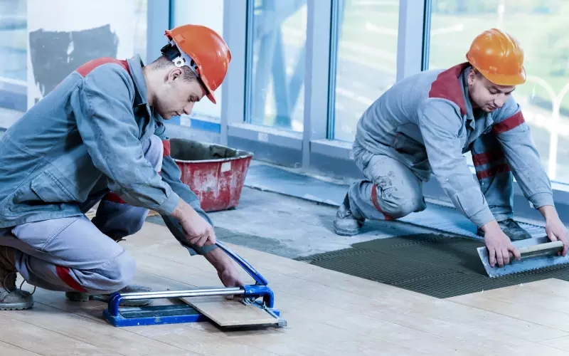 Jetzt bewerben als Platten- / Fliesenleger (m/w/d) - für Produktionsbetrieb in Dellach im Drautal