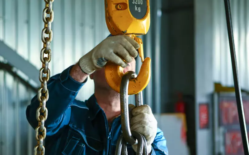 Jetzt bewerben als Kranfahrer (m/w/d) - im Produktionsbetrieb mit 3er-Schicht in Linz-Land