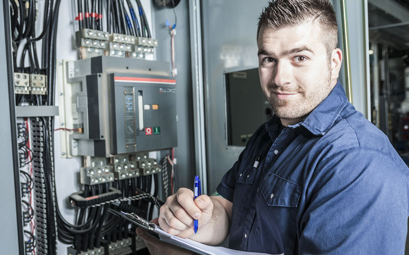 Jetzt bewerben als Elektrobetriebstechniker (m/w/d) - in einem Produktionsbetrieb in Linz-Land
